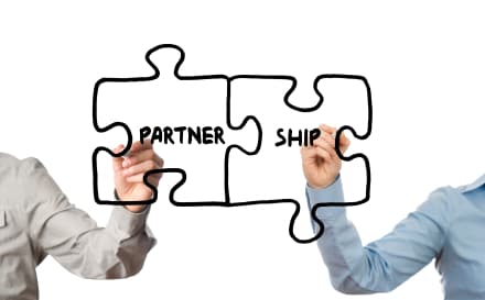 Parafarmacie centro della salute, nasce la partnership con il fisioterapista