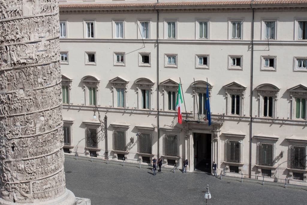 Farmacie, società di capitali e parafarmacie negli emendamenti al Dl Semplificazioni