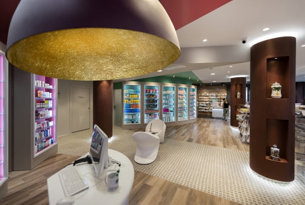 Credito ZES 2025: agevolazioni fino al 60% per l’arredo della tua farmacia nel Mezzogiorno